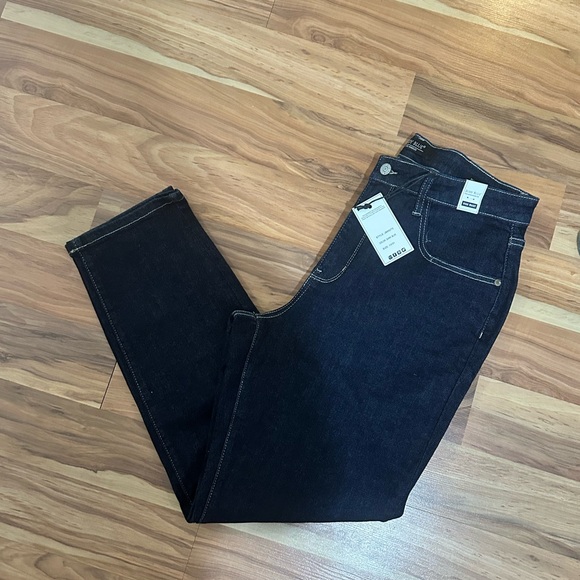 Judy Blue Woman’s High Waist Mom Jeans 13/31 - Picture 7 of 8